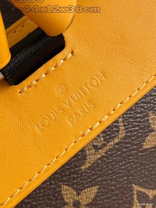 WIS MM-38*44*12.5CM Christopher Backpack Louis Vuitton 1202